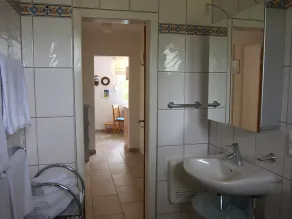 Apartment with Terrace, dogs welcome, close to the city centre - Image 3
