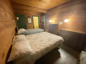 Discover serenity in Wisconsin- stay at our spacious 4-bedroom cabin - Image 5