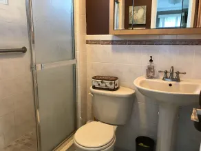 Maison de lagon au bord de l'eau nouvellement élevée et rénovée près de LBI ... - Image 3