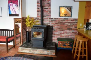 Mount Harmony Farm Vacation Guest House - Image 2