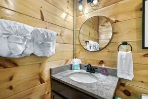 Eagle Splash Vista| Pool Projector, Pet Friendly, Game Room - Image 3