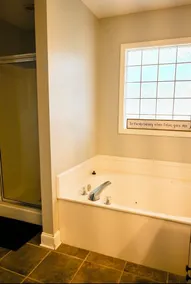 Hospitality House: 3 Br; 2 Br house; Edgewater cove; North Jackson, TN, Sleeps 6 - Image 4