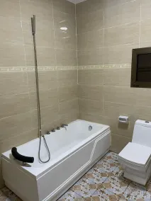 Une villa avec piscine et jardin pour votre confort - Image 2