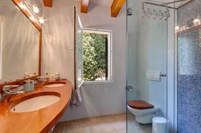 Villa Paradis by Villa Plus - Image 3