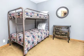 Gorgeous Rustic Ranch House & Farm Stay on 955 acre Ranch & Berry Farm-Sleeps 15 - Image 4