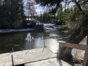 * 5 bedroom * All season Waterfront Minden Cottage Sleeps 10 Rental property  - Image 2