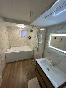 Appartement de Luxe Avec Sauna et Jacuzzi - Image 4