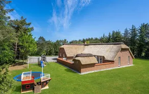 Gorgeous Home In Ulfborg With Kitchen - Image 2