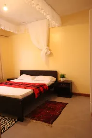 Lux Suites Mara Holiday Homes - Image 5