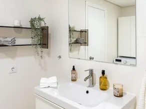 Colon Apartment II by Flatsweethome - Image 3