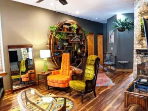Vintage Bayview Heaven on the Park w/Secret Lounge - Image 2