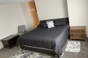 Quiet and Serene Home -corp. rental mini stay is 31 days - Image 2