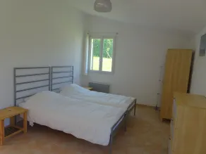 Hus med privat pool - Image 4