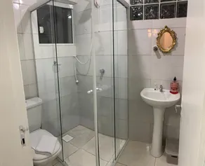 Downtown near Beiramar Shopping Mall, garage, sleeps 4, Wi-Fi, easy access to the beaches. - Image 2