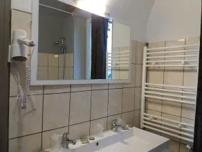 Les Buissonnets \"Salièri\" Ferienwohnung für 3 Personen im Morvan - Image 2