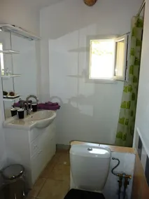 Studio bland vingårdar i Drome Provencale med pool. - Image 2