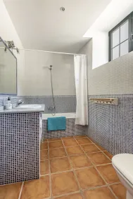 Bougainvillea Self Catering Accommodation With Fabulous Views and Enormous Pool - Image 3
