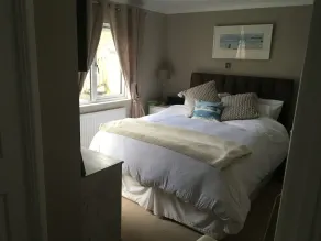 3 bedroom, 2 bathroom  Seaside Lodge, Hot Tub, Views. Whitsand Beach, Pool, Wifi - Image 4