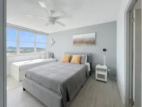 Exceptional Modern Beachfront Escape • XL Pool • In-Unit Laundry • VIP Parking - Image 4