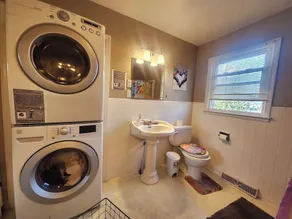 3BR with  Fireplace, Smart TV ,  Near BMW & GSP - Image 3