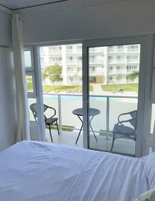 Modern Studio Suite w/ Amazing Amenities & Views - Image 3