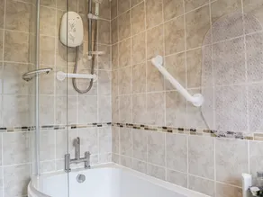 Alojamiento de 3 habitaciones en Sutton Coldfield - Image 3