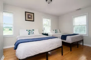Colonial Manor - Image 5