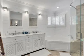 Charmantes Haus in Delray Beach - Schritte zum Strand & Atlantic Avenue! VIP-Strandpässe! - Image 2
