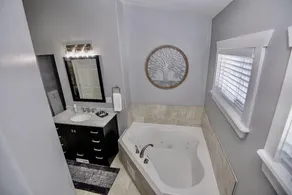 Beautiful updated home for your entire family-on the canal, close to SXS trails! - Image 4