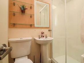 152 Central Park - Image 3