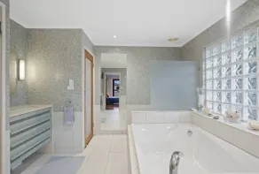 Sorrento Waterfront 4Bd, Pool  Pet friendly - Image 3