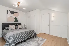 Modernized 4 bedroom historic home with parking - Image 4