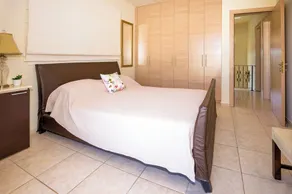 Modern villa next to the beach - High spec throughout , Free unlimited WI-FI - Image 4