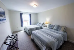 Upscale Moosehead lake Suite downtown Greenville - Image 3
