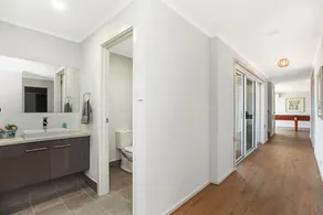 62 Castle Ave - Luxury - Near Beach - No Linen Included - Image 3