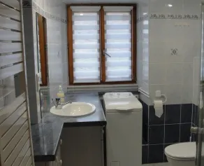 Gîte au calme avec 2 chambres, terrasse, jardin, BBQ et parking inclus à Breitenbach-Haut-Rhin - Image 3