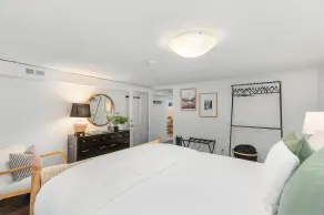 Lilac In Law, Picturesque lower unit - Image 5