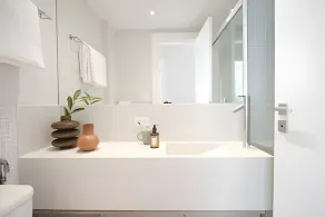 Leblon | Recém reformado, 2 quartos, 5 min da Praia – por Casapē Rio - Image 4