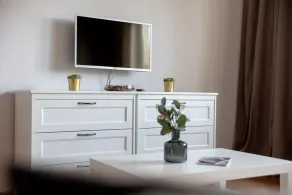 Saska Kępa Modern Apartment by BookingHost - Image 2