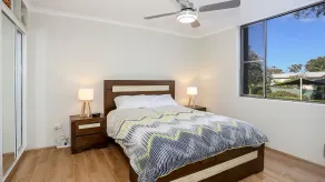 The Point 10, 5-7 Mitchell St - stunning water views - Image 5
