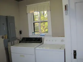 Executive Lake House - Image 2