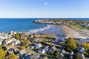 234 Steps away from Sandy Beach Short Sands - Image 4