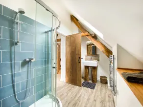 A Perfect Getaway Holiday Home, Impeccably Stylish, Rustic Luxury - Image 3