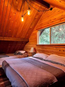 Charming A-Frame Cabin With Spectacular CHURCH Mountain VIEWS!!! - Image 4