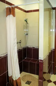 Preciosa casa de vacaciones privada para 10 personas con WIFI, piscina privada, TV y patio - Image 2