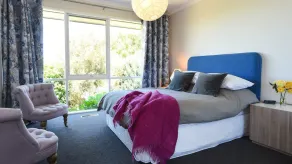 Summerland - Image 4