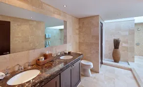 CORAL COVE 15 PENTHOUSE BARBADOS - Beachfront Penthouse - Image 2