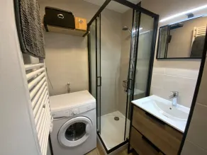 T2 air-conditioned apartment with swimming pool close to grande plage richelieu - Image 3