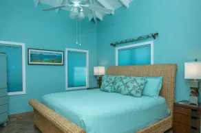 Penthouse King Suite! Fully Remodeled and booking with full amenities! - Image 5