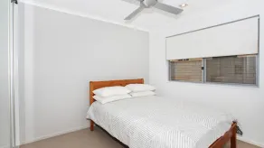 Arlington 1 Two Bedroom Unit close to the beach - Image 4